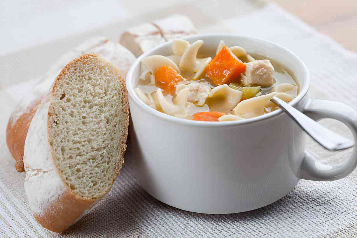 Panera Bread Chicken Noodle Soup Recipe (Homestyle & Comforting)